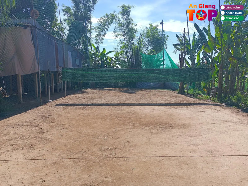 San-bong-chuyen-nam-ngang-angiangtoplist