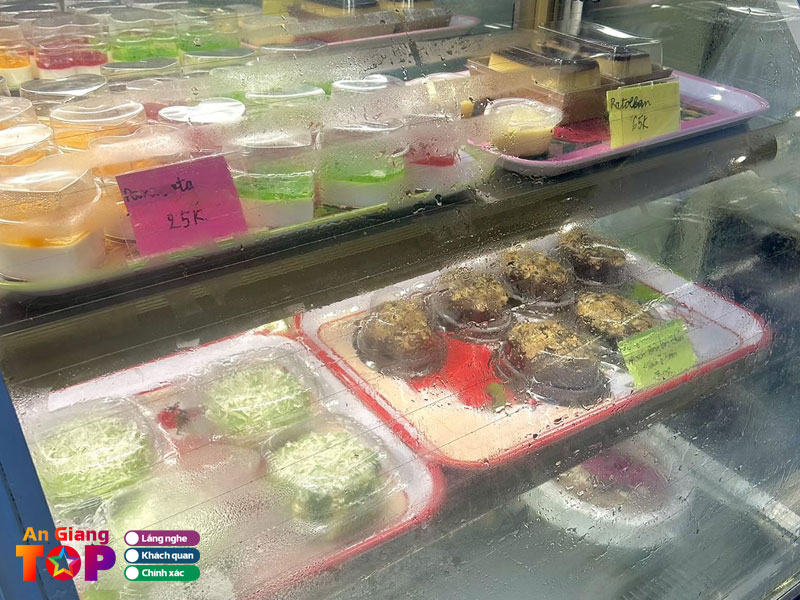 Tiem-banh-nha-thu-angiangtoplist