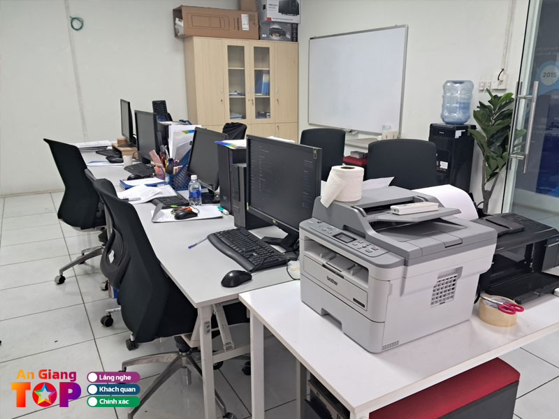 Tieu-chi-lua-chon-cua-hang-ban-thiet-bi-van-phong-chat-luong-cao-angiangtoplist