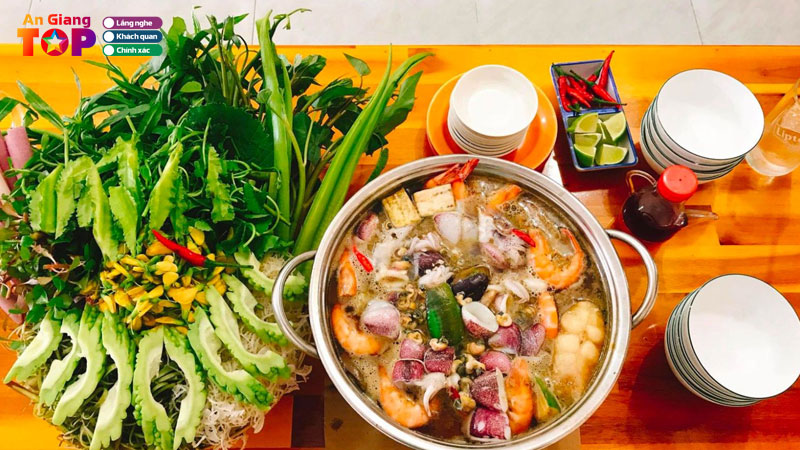 Top-10-quan-an-gia-dinh-o-an-giang-ngon-bo-re-ca-nha-deu-me-angiangtoplist