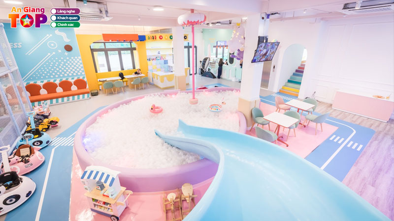 Top-10-quan-ca-phe-co-khu-vui-choi-tre-em-o-an-giang-an-toan-angiangtoplist