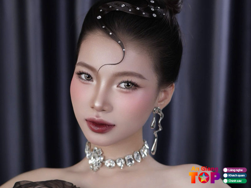 Xuan-quynh-makeup-art-angiangtoplist