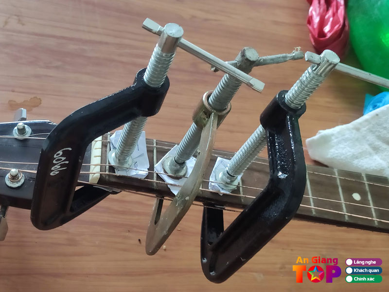 2c-guitar-rach-gia-angiangtoplist