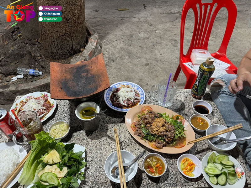 Bo-nuong-ngoi-phong-phu-angiangtoplist