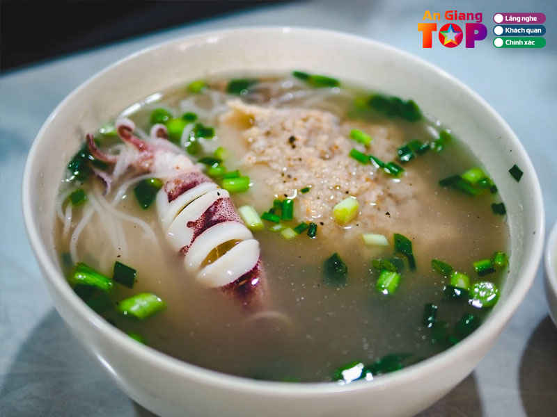 Bun-quay-thanh-hung-1-angiangtoplist