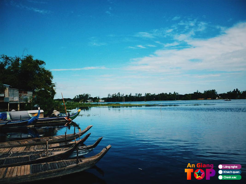 Bung-binh-thien-ho-nuoc-troi-giua-long-an-giang-angiangtoplist
