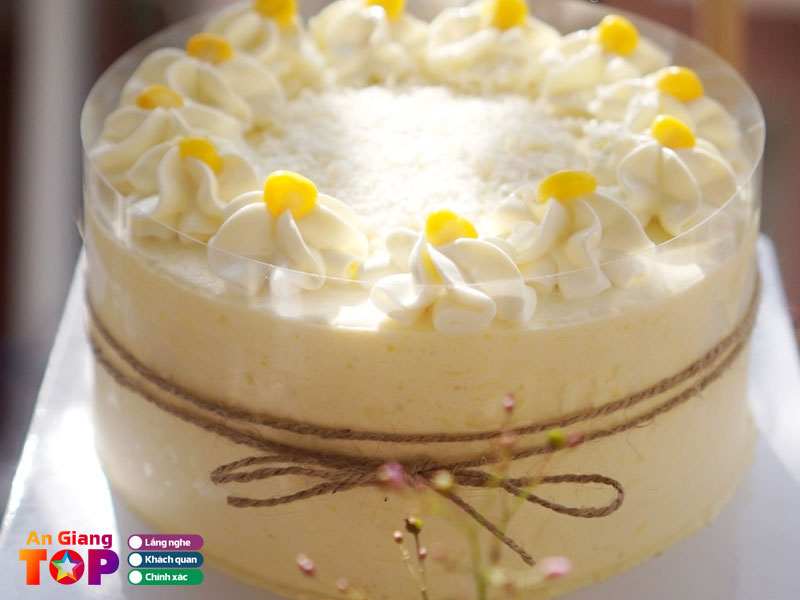 Co-hen-bakery-angiangtoplist