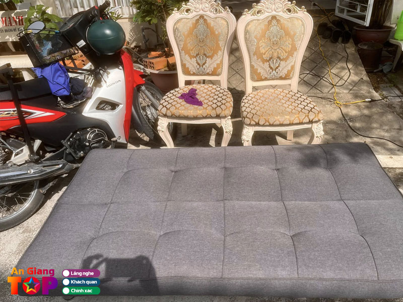 Giat-ui-pham-gia-angiangtoplist