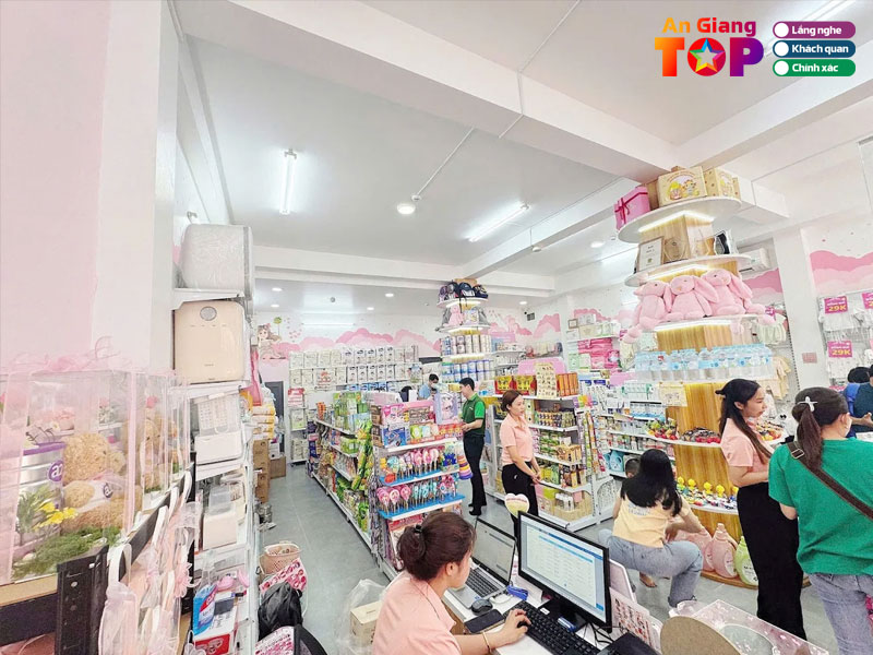 Nana-mom-baby-angiangtoplist