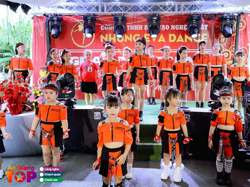 Nhung-eva-dance-angiangtoplist