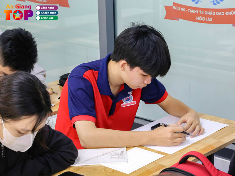 Nhung-luu-y-khi-chon-truong-nghe-angiangtoplist