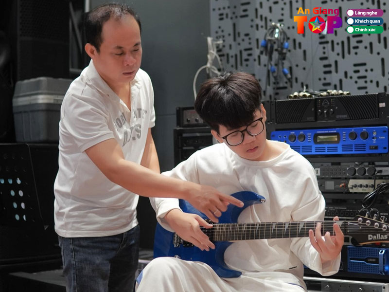 Suoi-nhac-kien-giang-angiangtoplist