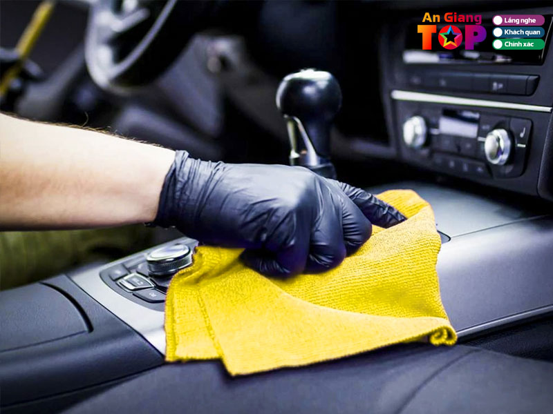 Tieu-chi-chon-dia-chi-ve-sinh-noi-that-o-to-uy-tin-angiangtoplist