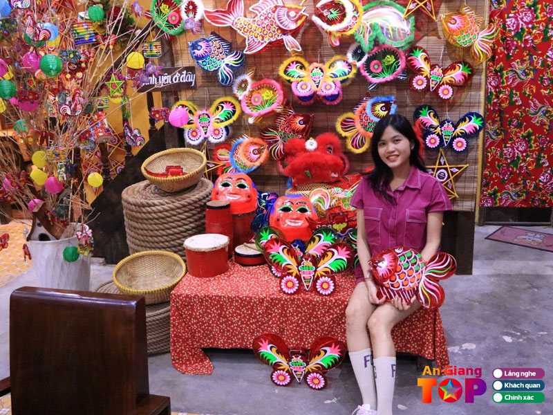 Tieu-chi-chon-quan-cafe-trang-tri-trung-thu-dep-angiangtoplist