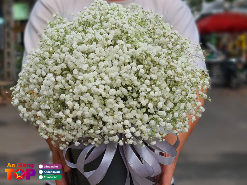 Amy-flowers-angiangtoplist