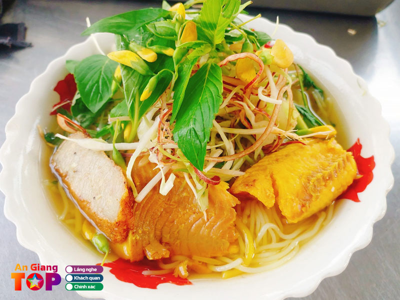 Bun-ca-co-hai-long-xuyen-angiangtoplist