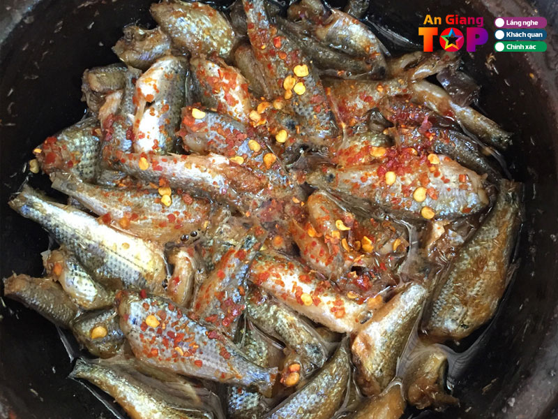 Cach-che-bien-ca-linh-kho-mia-an-giang-1-angiangtoplist