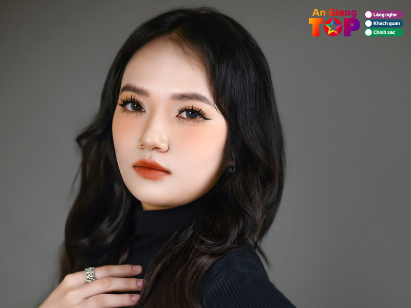 Gia-han-studio-makeup-angiangtoplist