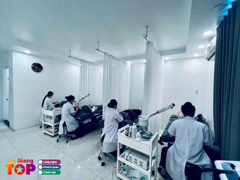 Hoc-vien-tham-my-az-venus-angiangtoplist