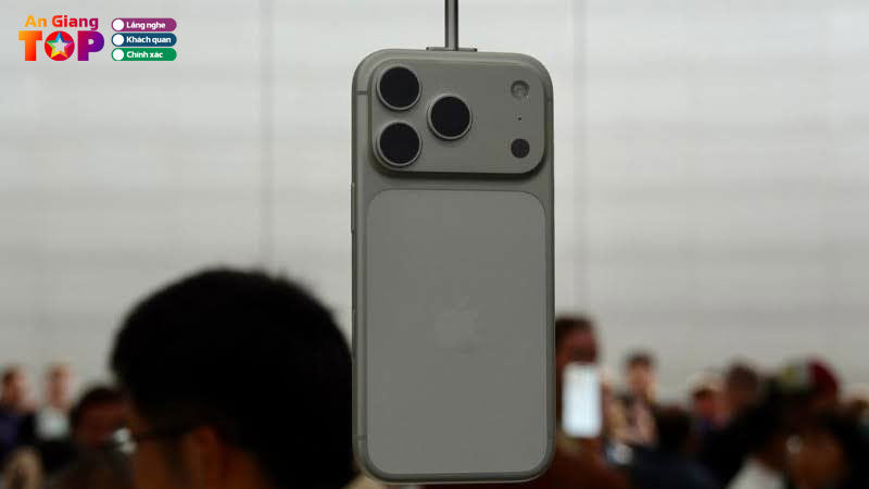 Iphone-17-pro-max-va-he-sinh-thai-apple-dong-bo-voi-mac-ipad-va-apple-watch-angiangtoplist