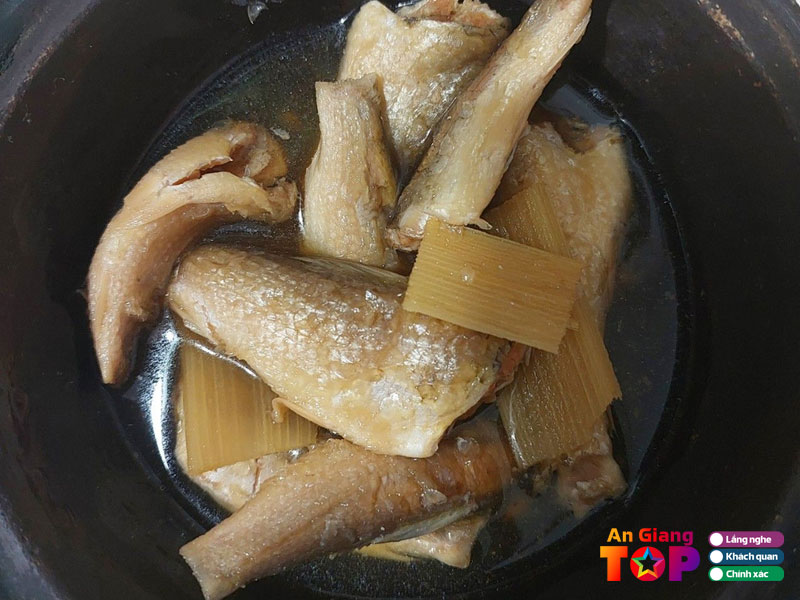 Nguon-goc-va-y-nghia-mon-ca-linh-kho-mia-an-giang-angiangtoplist