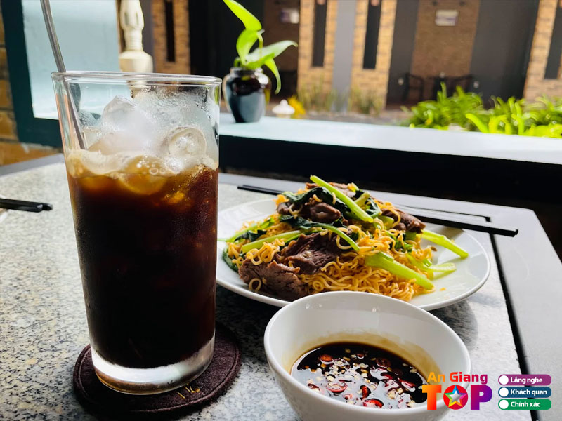 Nha-hang-aquaki-angiangtoplist