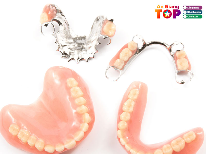 Nha-khoa-quoc-te-1-long-xuyen-angiangtoplist