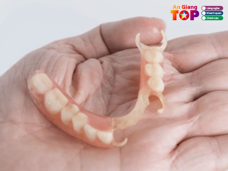 Nhung-doi-tuong-nen-lam-rang-gia-thao-lap-angiangtoplist