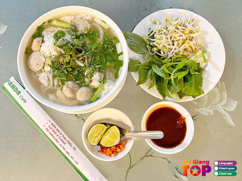 Panda-cafe-angiangtoplist