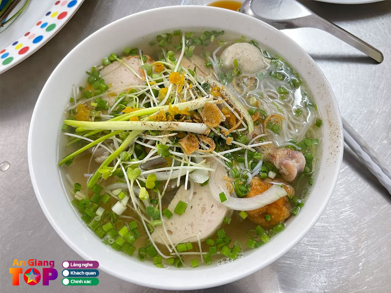 Quan-bun-moc-hai-duong-angiangtoplist