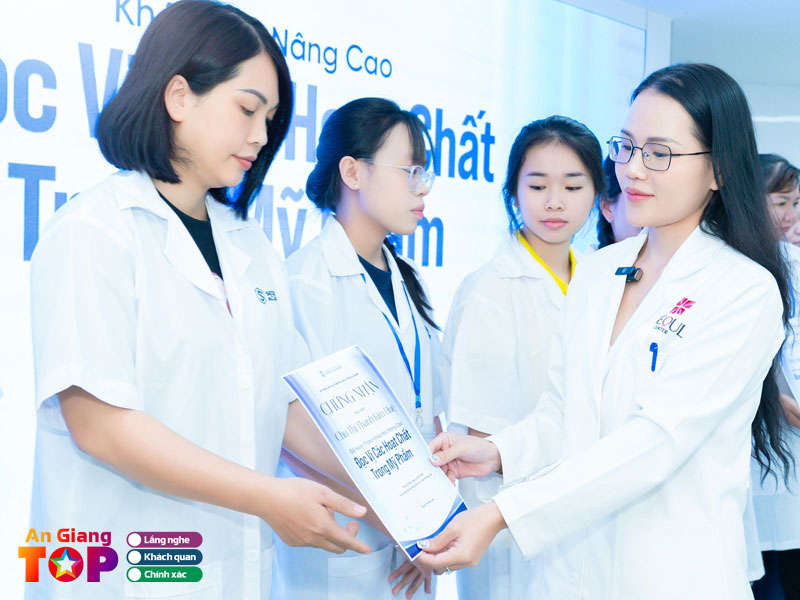 Seoul-academy-angiangtoplist