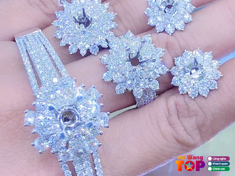 Tiem-vang-kim-khai-hoan-angiangtoplist