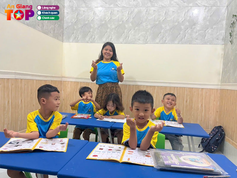 Trung-tam-smart-kid-angiangtoplist