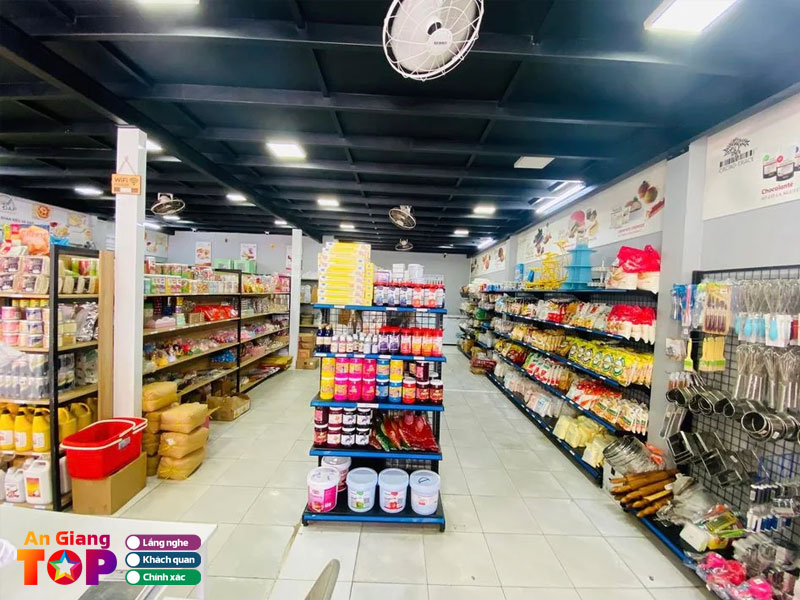 Vy-baker-mart-angiangtoplist