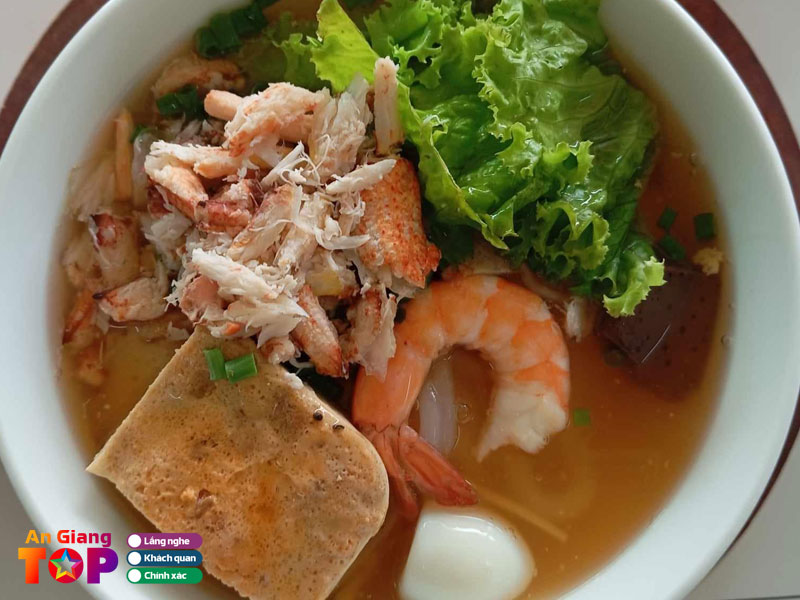 Banh-canh-ghe-rach-gia-1984-angiangtoplist