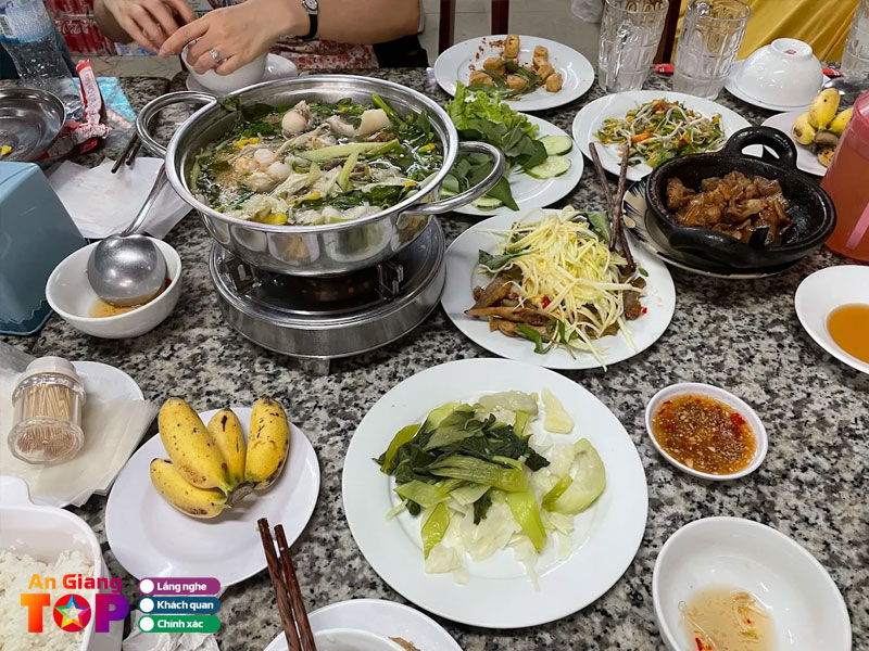 Hoi-quan-chau-doc-angiangtoplist