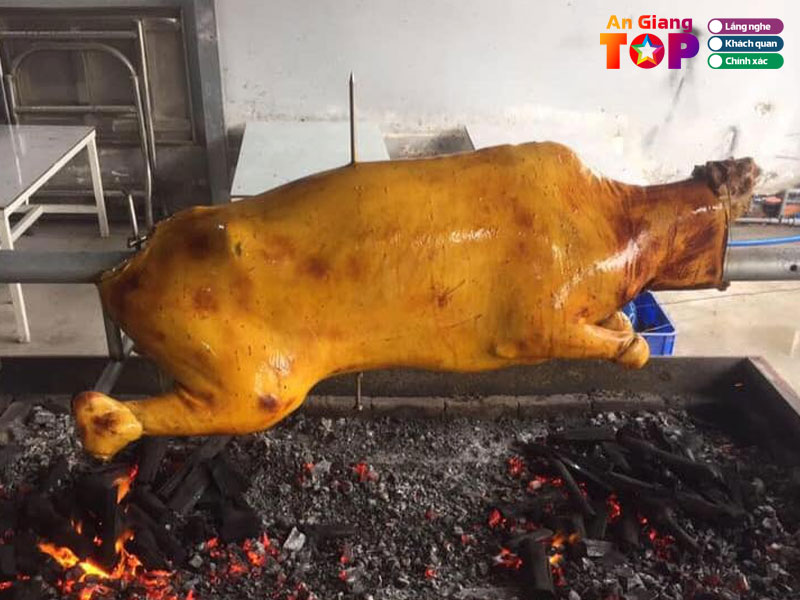 Quan-be-thui-111-angiangtoplist