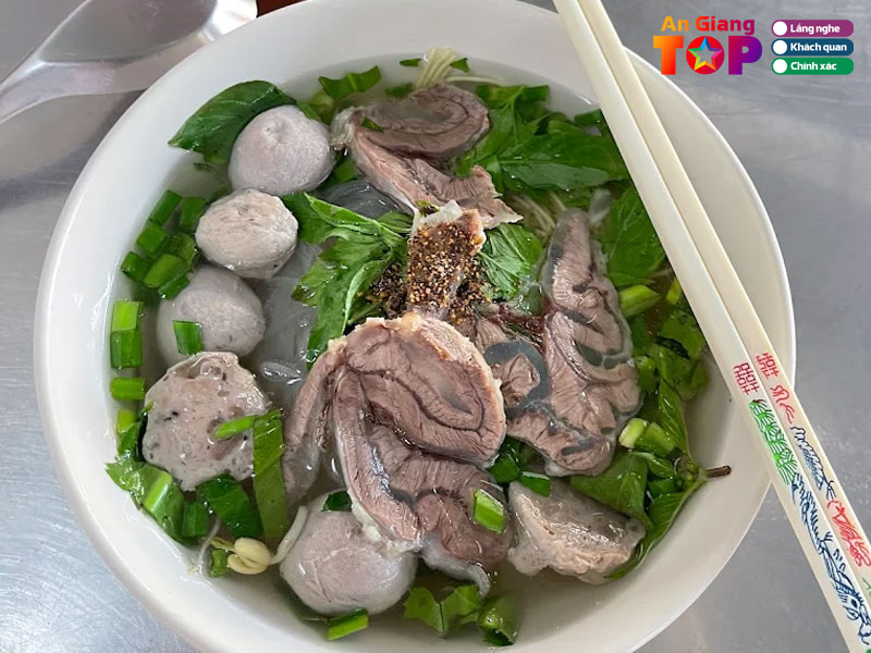 Quan-hu-tieu-bo-vien-dung-bi-angiangtoplist