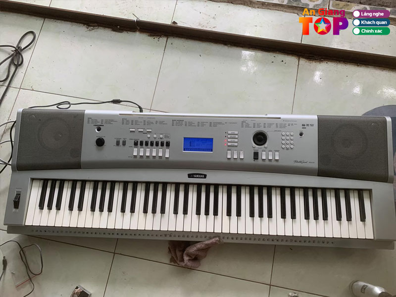 Shop-nhac-cu-hoang-viet-angiangtoplist