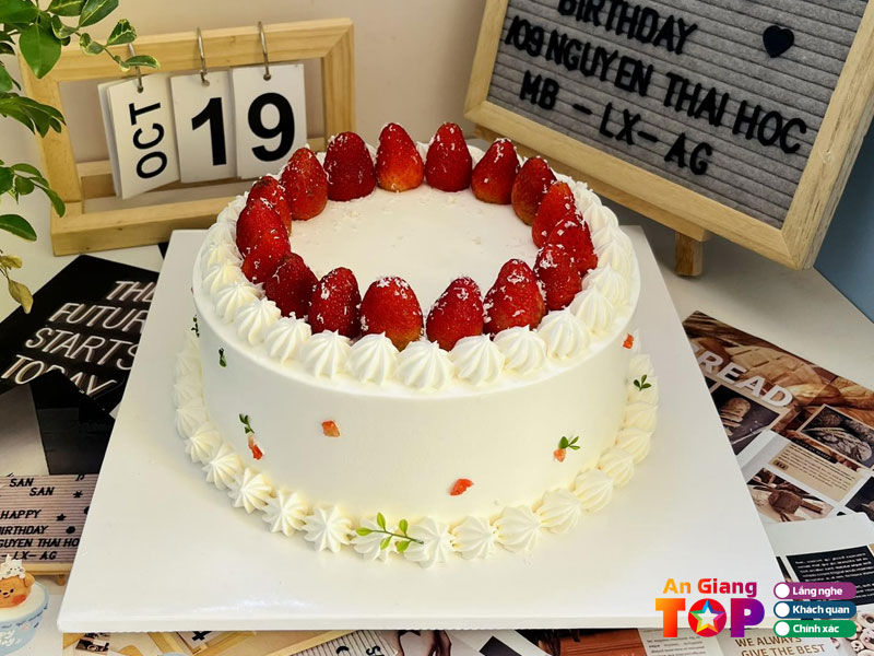 Tiem-banh-san-san-angiangtoplist