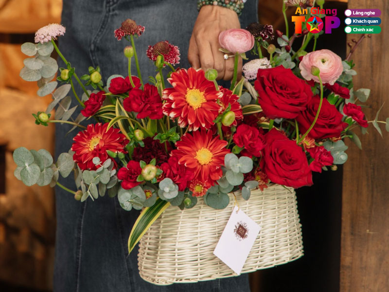 Tieu-chi-chon-shop-hoa-tuoi-chat-luong-1-angiangtoplist