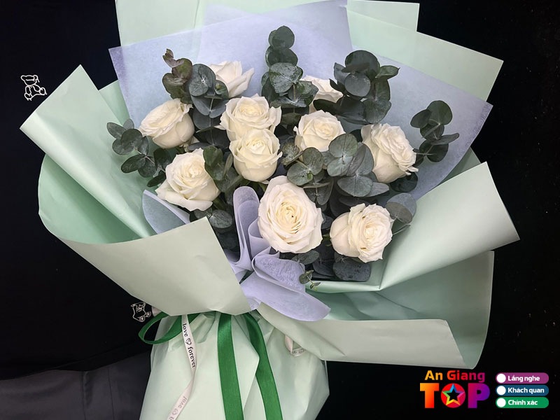 Tieu-chi-chon-shop-hoa-tuoi-dep-nhieu-mau-hot-trend-angiangtoplist