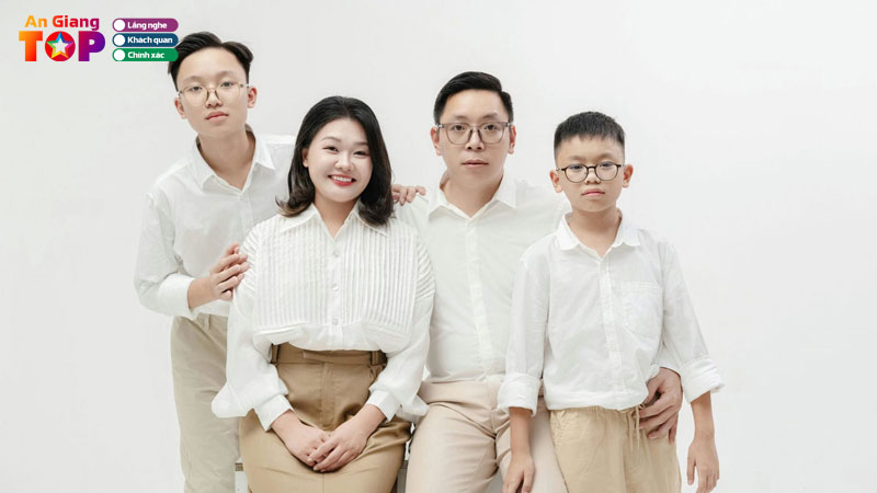 Top-10-dia-chi-chup-anh-gia-dinh-o-an-giang-dep-gia-phai-chang-angiangtoplist