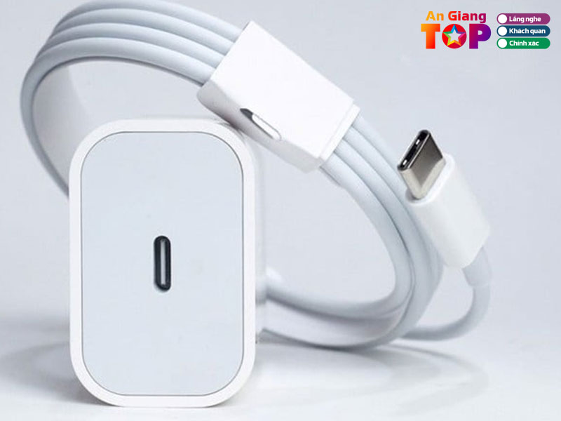 Nguyen-kim-angiangtoplist