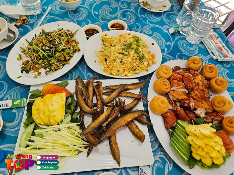 Nha-hang-hai-lua-dong-que-angiangtoplist