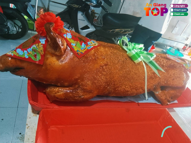 Heo-quay-tu-thoa-1-angiangtoplist