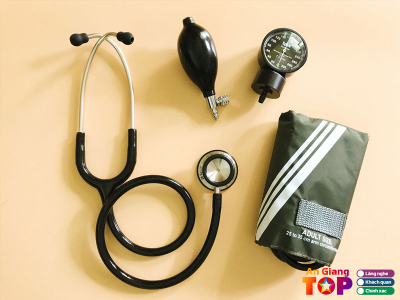 Luu-y-khi-chon-mua-dung-cu-y-te-an-toan-1-angiangtoplist