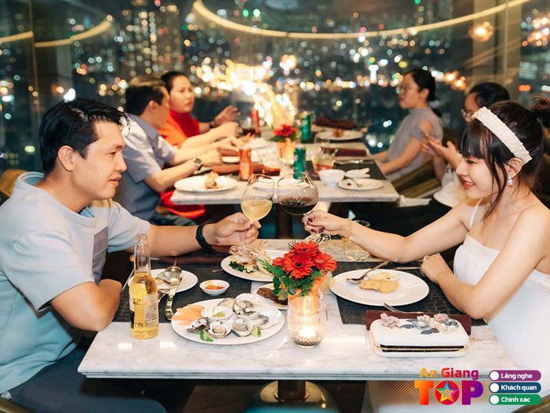 Luu-y-khi-chon-quan-an-mo-xuyen-tet-o-an-giang-angiangtoplist