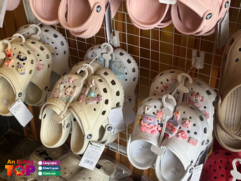 Lyn-store-angiangtoplist