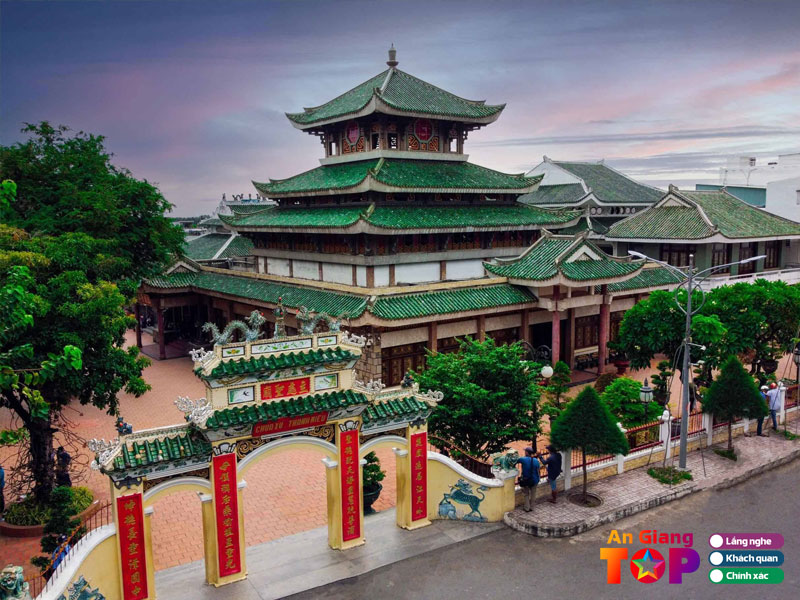 Mieu-ba-chua-xu-nui-sam-angiangtoplist